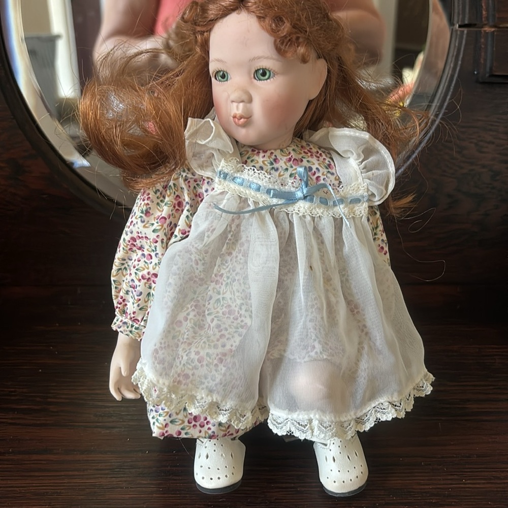 Vintage doll - Picture 5 of 5
